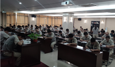 素质就业，技能立业